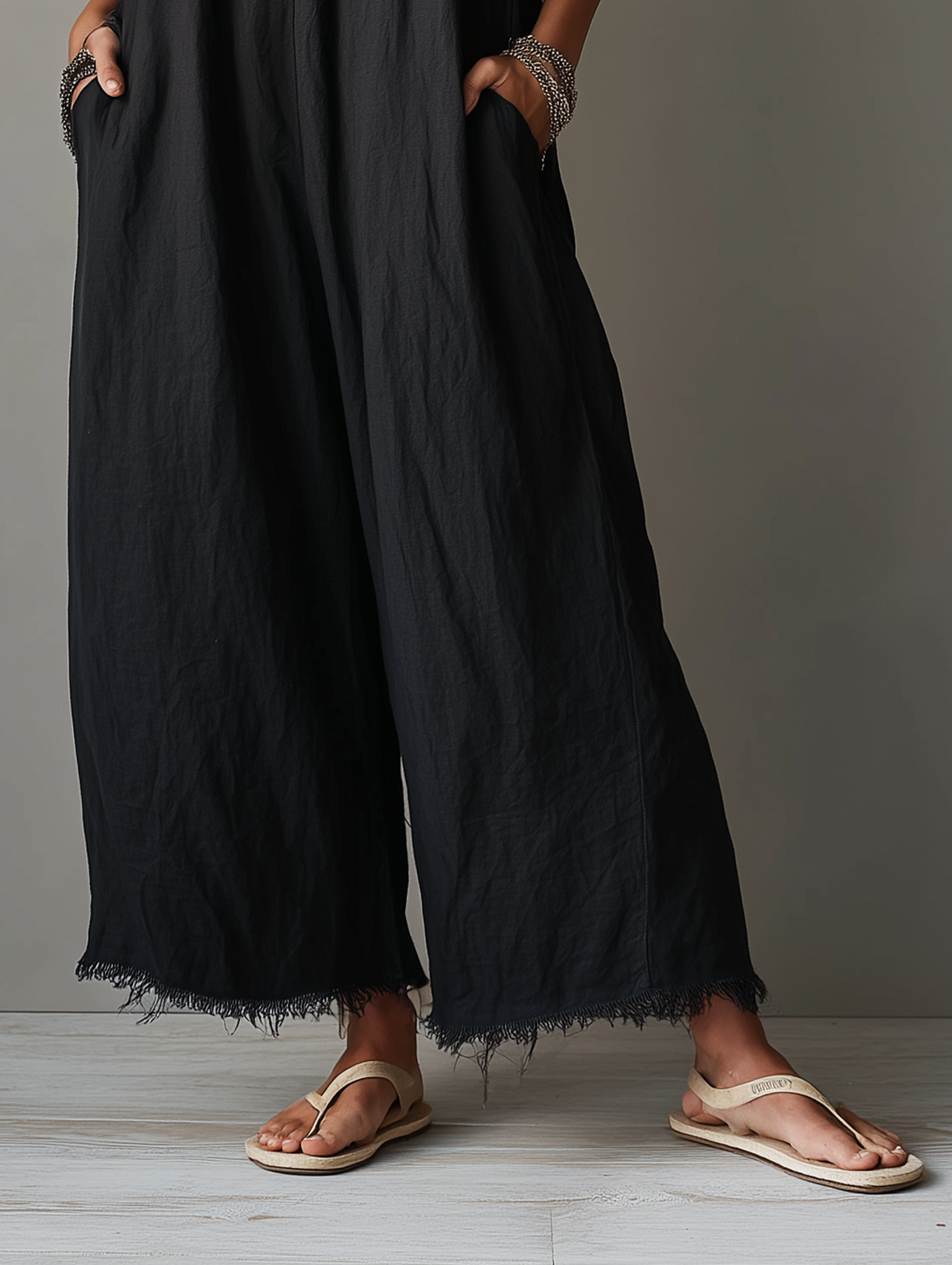 Lucie - Combinaison minimaliste en lin pour femme